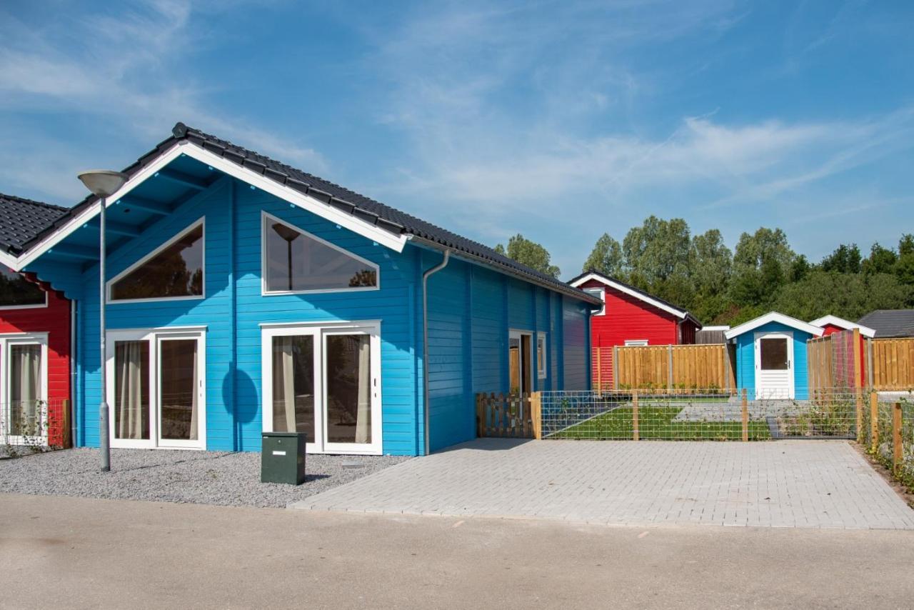 Luxe Chalets In Zeeland Aan De Kust Sint Annaland Esterno foto