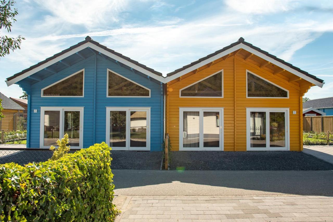 Luxe Chalets In Zeeland Aan De Kust Sint Annaland Esterno foto