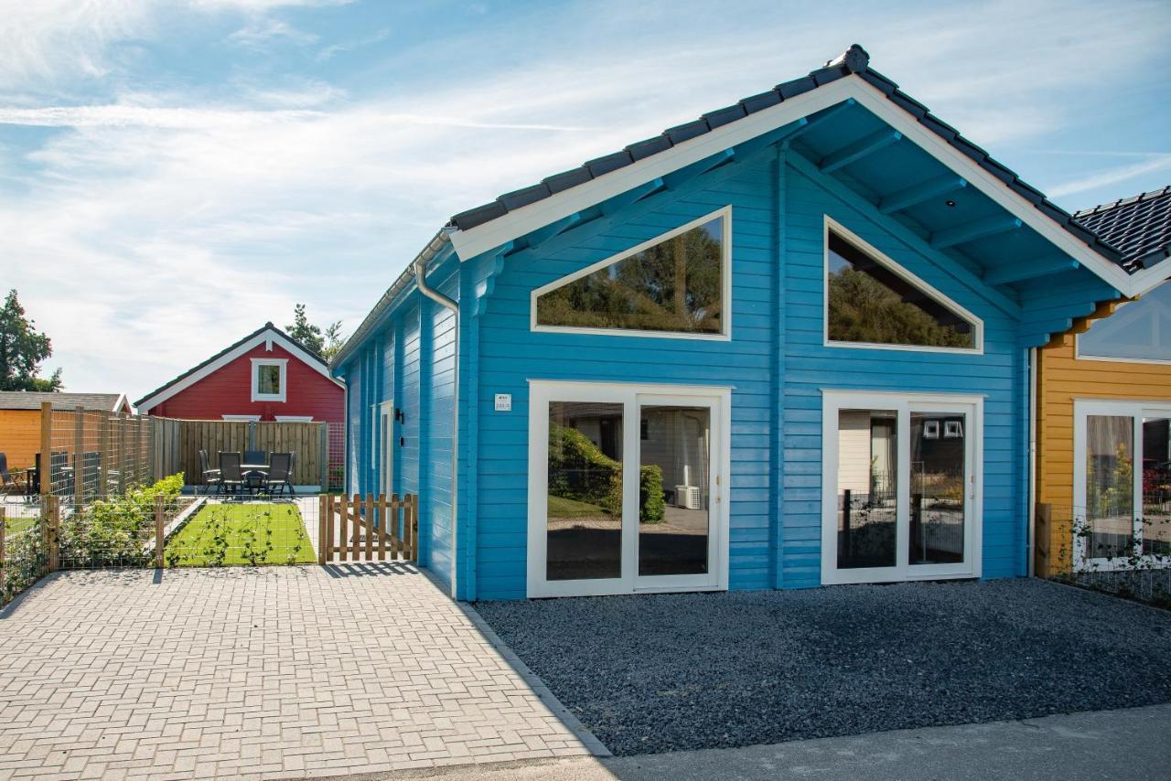Luxe Chalets In Zeeland Aan De Kust Sint Annaland Esterno foto