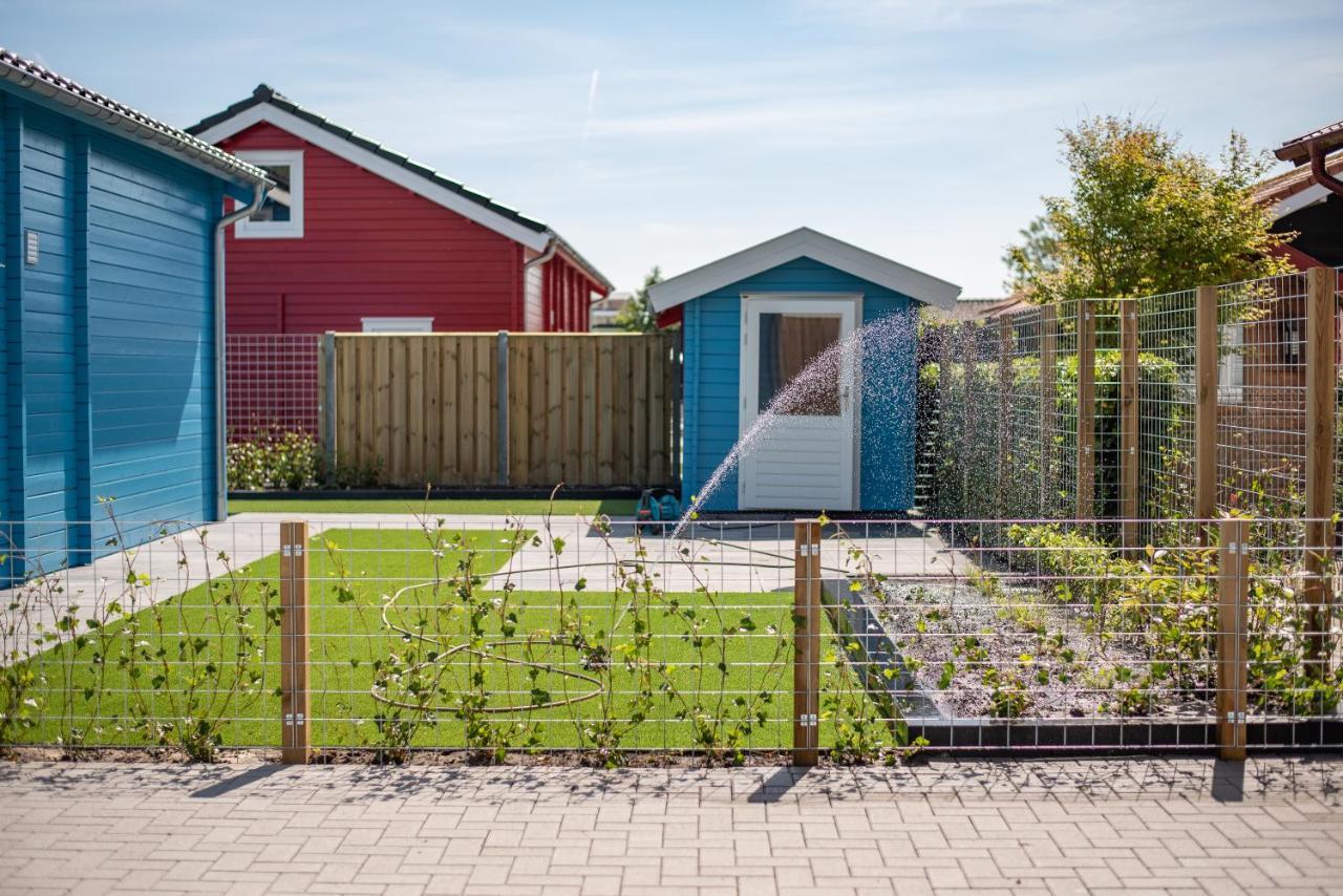 Luxe Chalets In Zeeland Aan De Kust Sint Annaland Esterno foto
