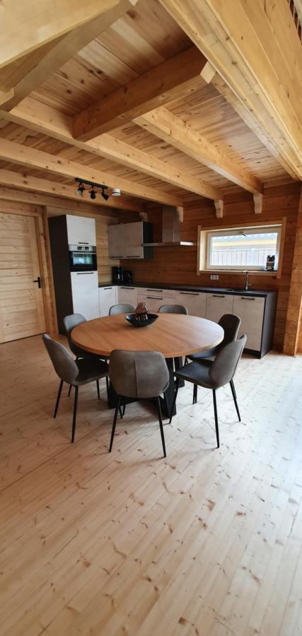 Luxe Chalets In Zeeland Aan De Kust Sint Annaland Esterno foto